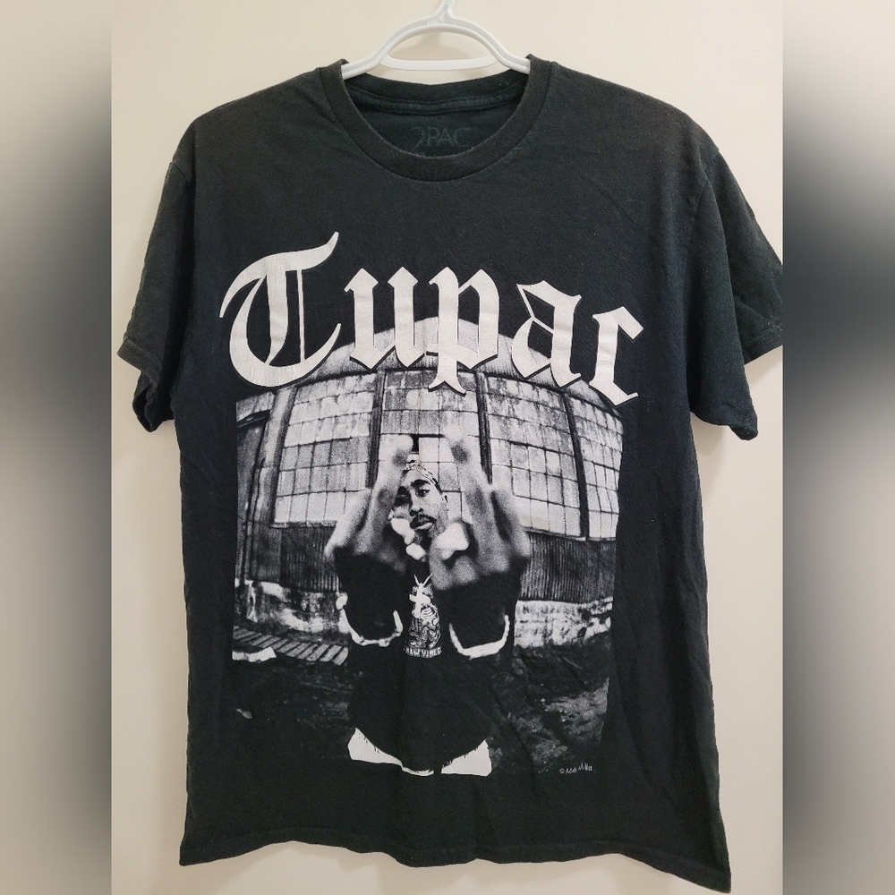 Mens Tupac  BAND TShirt
